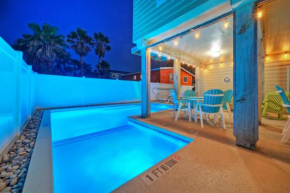 Moxys Beach House by AvantStay Pool Views